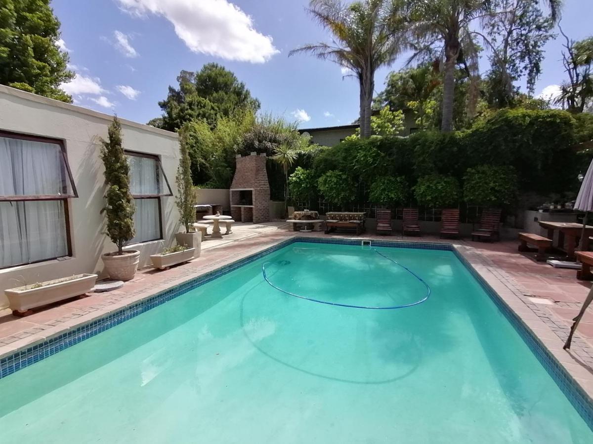 Aanhuizen Guest House Swellendam Exteriör bild