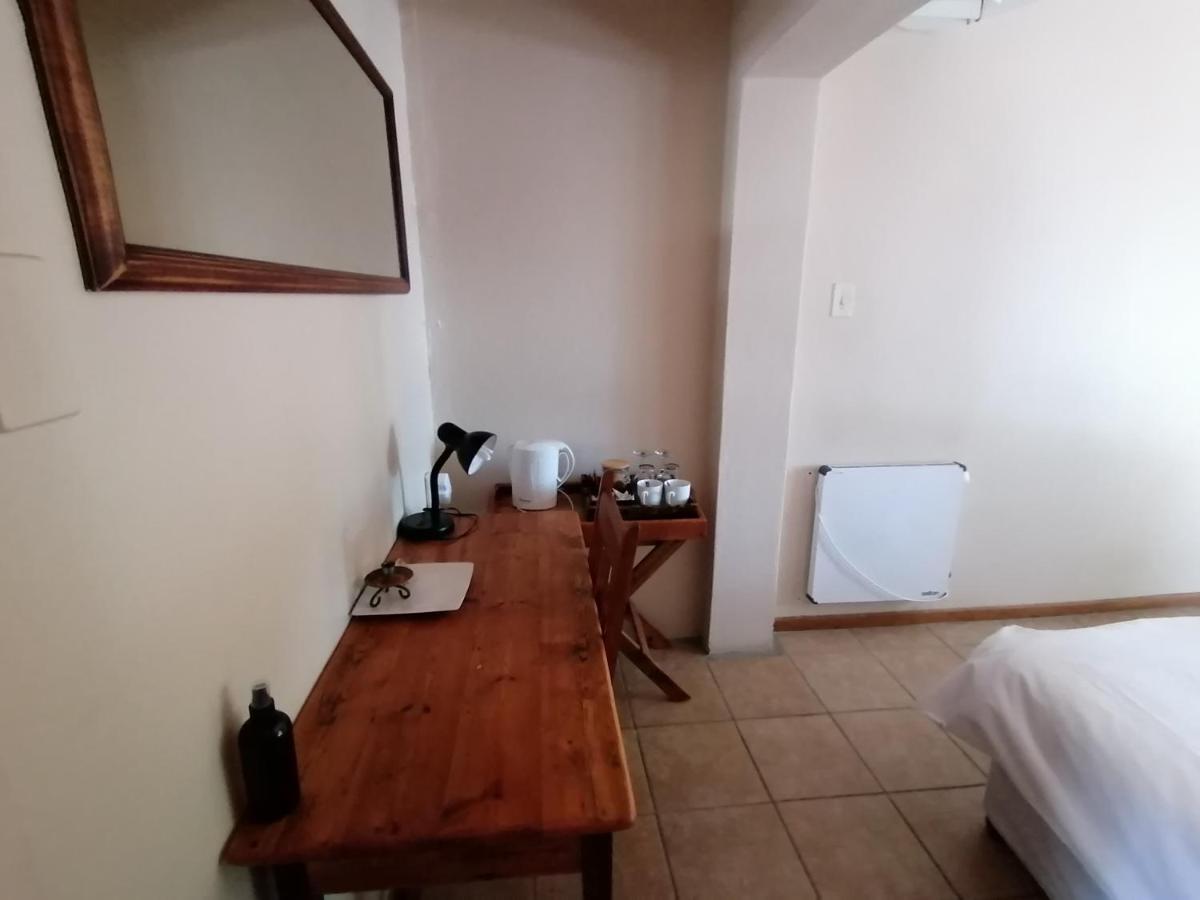 Aanhuizen Guest House Swellendam Exteriör bild