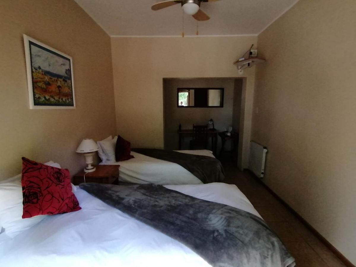 Aanhuizen Guest House Swellendam Exteriör bild